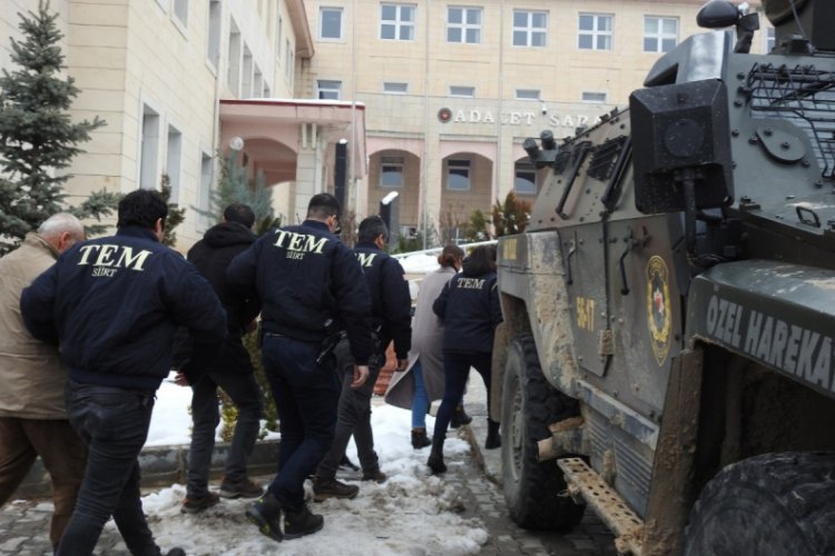 PKK işbirlik&ccedil;ilerine operasyon: 16 g&ouml;zaltı