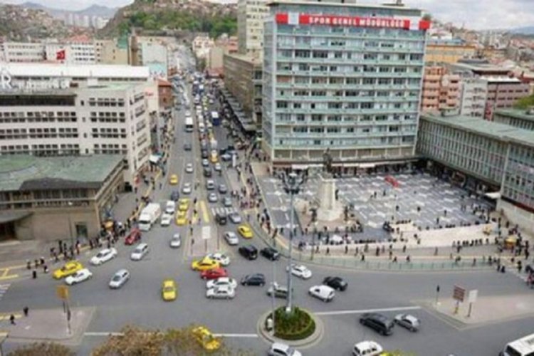 Ulus'ta 300 işyerinin 240'ı kapandı