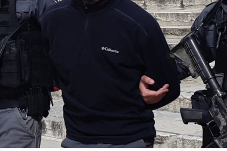 İsrail polisi Mescid-i Aksa'nın g&ouml;revlilerini g&ouml;zaltına aldı
