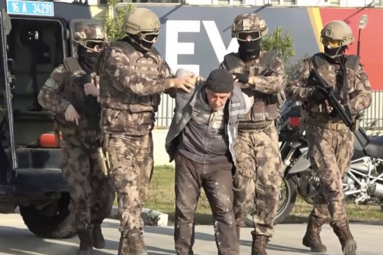 Bursa'da itiraf etti! DEAŞ "infaz videoları" i&ccedil;in Suriye'de &ouml;zel merkez kurmuş