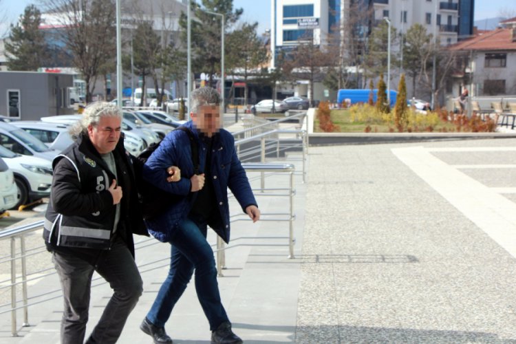 Eski komiser yardımcısına, 'sınavda usuls&uuml;zl&uuml;k' iddiasıyla g&ouml;zaltı