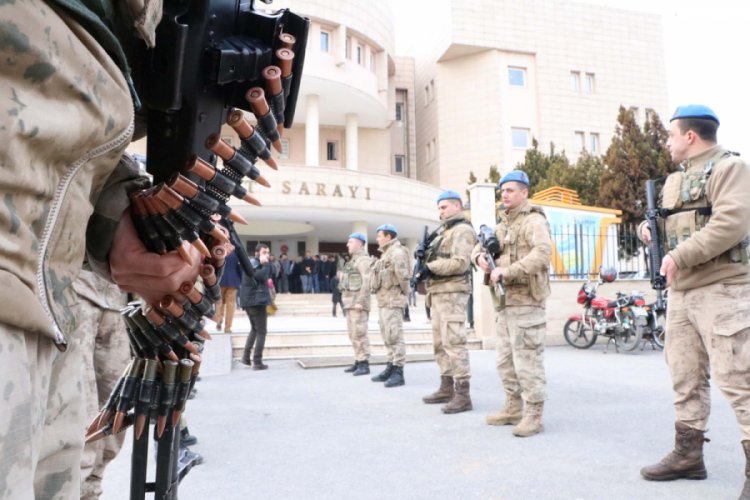 Şanlıurfa'da ter&ouml;r operasyonlarında 51 g&ouml;zaltı