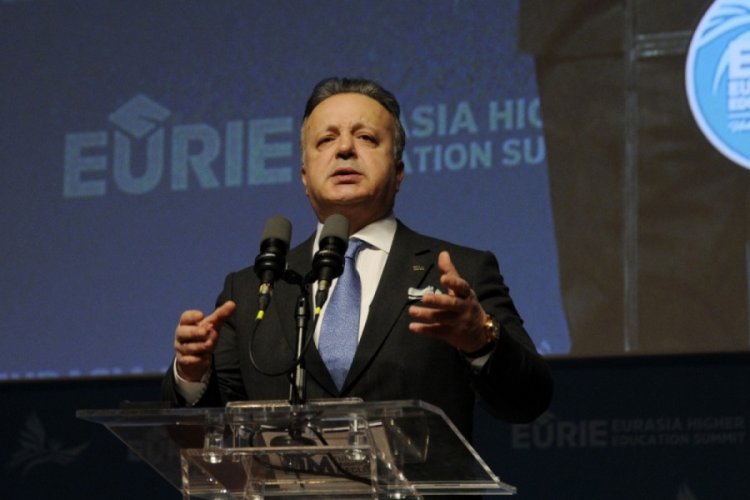 TİM Başkanı G&uuml;lle: "&Uuml;lkemizin kalkınması i&ccedil;in &uuml;niversitelerin katkısı &ouml;nemli"