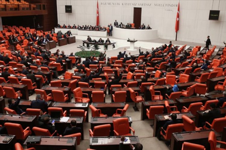 Finansal piyasalara ilişkin yenilikler i&ccedil;eren teklif Genel Kurul'da kabul edildi
