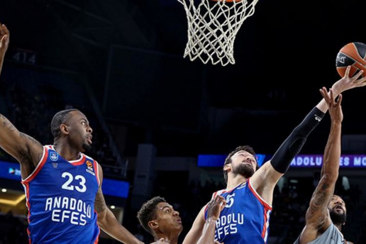 Anadolu Efes, Almanya deplasmanında