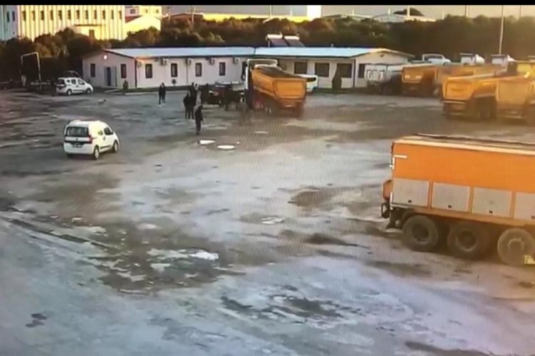 Tartıştığı mesai arkadaşlarını TIR'la kovaladı!