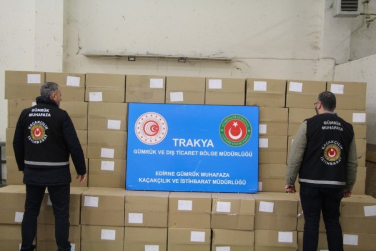 Kapıkule'de 4.5 milyon adet makaron ele ge&ccedil;irildi