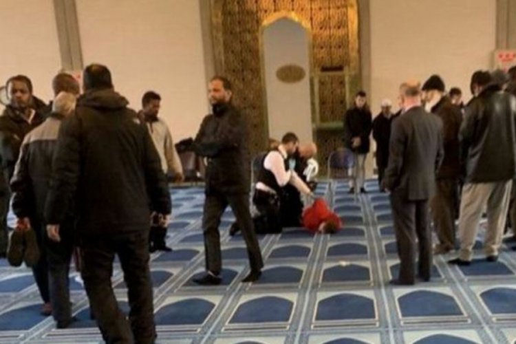 Namaz kılan din g&ouml;revlisi bı&ccedil;aklandı