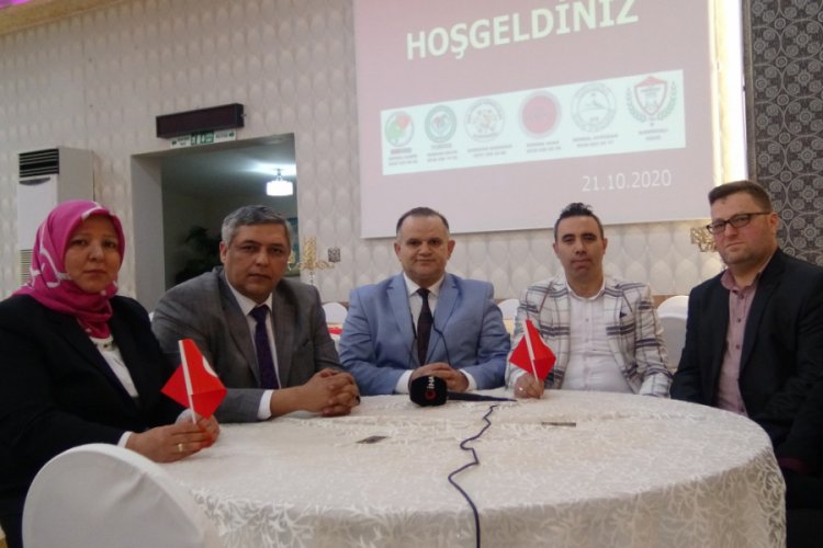 Bursa'da şehitlere vefa gecesi d&uuml;zenlendi