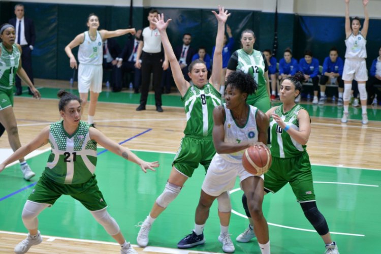 Bursa B&uuml;y&uuml;kşehir Belediyespor Kul&uuml;b&uuml;, Urla Belediyesi'ni mağlup etti