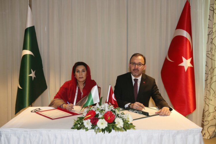 Pakistan ve &Ouml;zbekistan ile işbirliği protokol&uuml; imzalandı