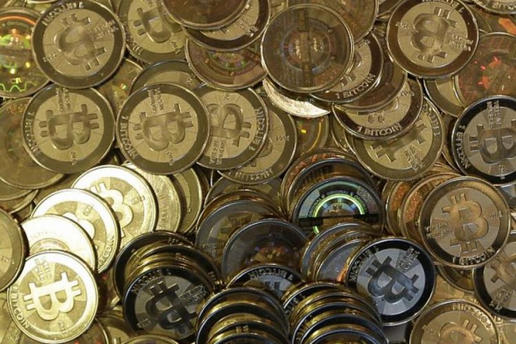 İrlanda'da polisin el koyduğu 54 milyon euroluk bitcoin &ccedil;&ouml;pe gitti