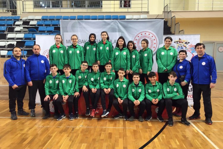 Bursa Osmangazi'de judo r&uuml;zgarı