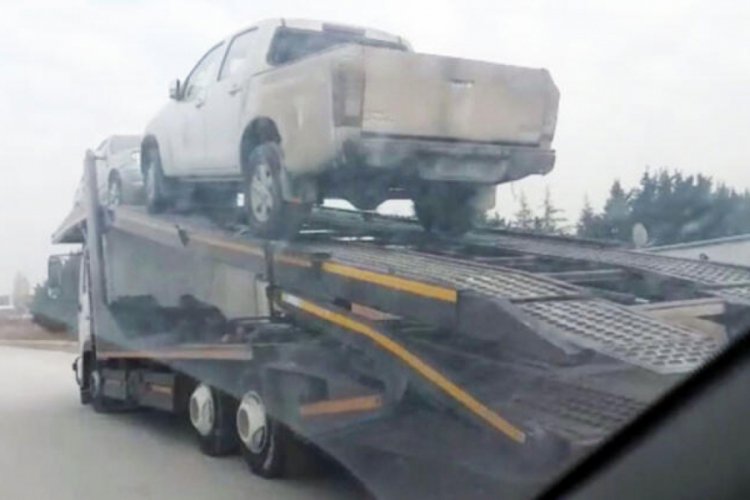 Aynı taktikle 12 aracı &ccedil;aldılar!