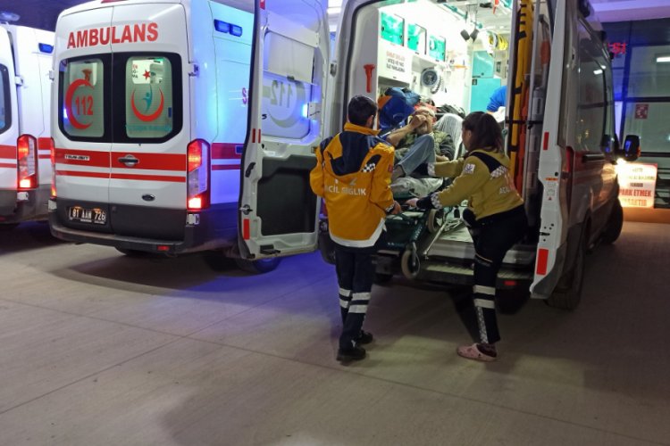 4 kişilik aile yedikleri kuymaktan zehirlendi