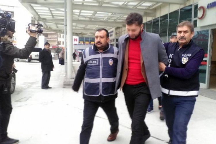 Pompalı t&uuml;fekle kuyumcu soyan 2 ş&uuml;pheli tutuklandı