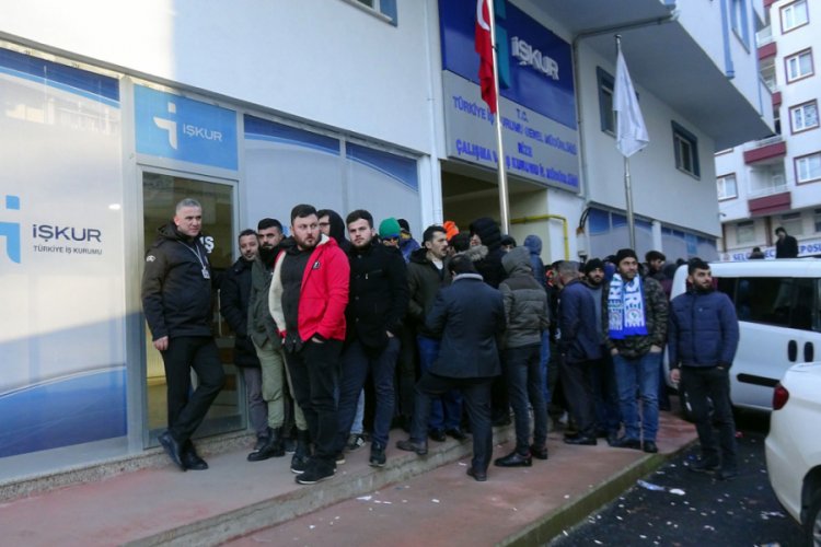 &Ccedil;AYKUR'un alacağı 830 mevsimlik iş&ccedil;i i&ccedil;in uzun kuyruklar oluştu