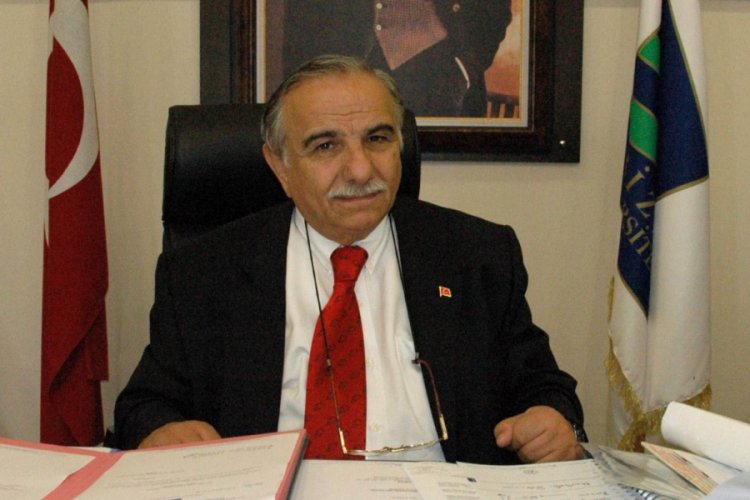 Eski rekt&ouml;r&uuml; 117 bin dolar dolandırdılar