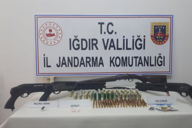 Jandarmadan fuhuş ve uyuşturucu operasyonu