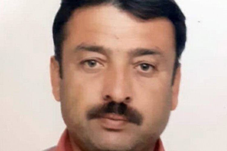 Otomobil ile &ccedil;ekici arasında sıkışan s&uuml;r&uuml;c&uuml; &ouml;ld&uuml;