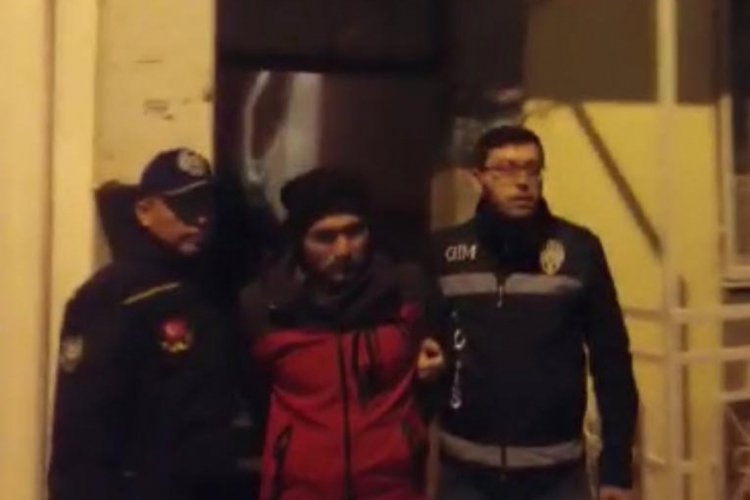 G&ouml;&ccedil;men ka&ccedil;ak&ccedil;ılarına operasyon: 60 g&ouml;zaltı
