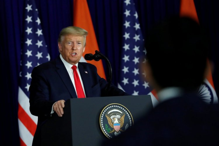 Trump'tan koronavir&uuml;s a&ccedil;ıklaması: Aşı &ccedil;ok yakın