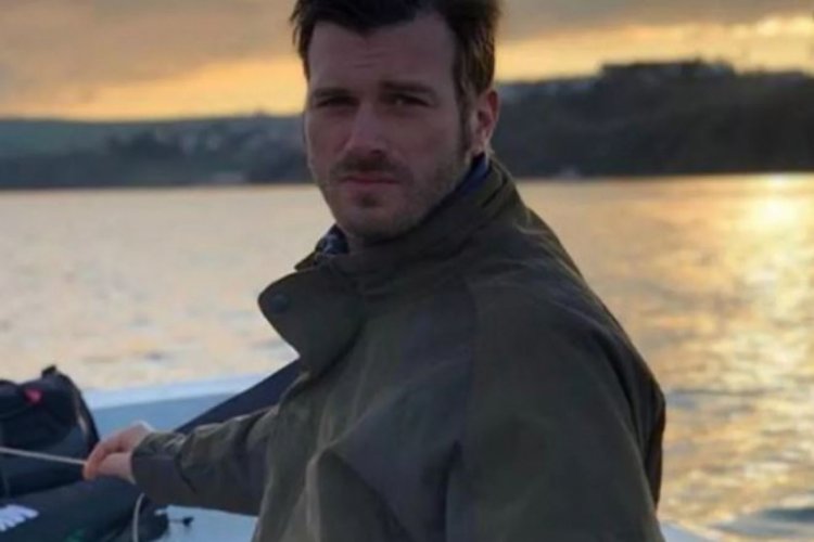 Kıvan&ccedil; Tatlıtuğ yeni projesinin m&uuml;jdesini verdi!