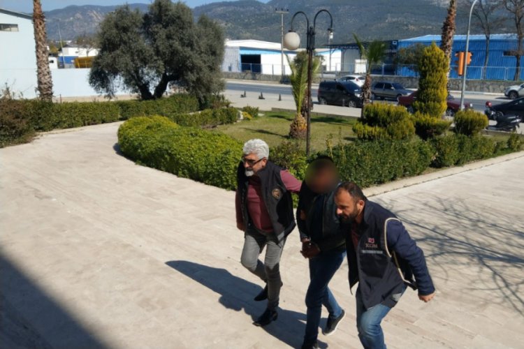 Evinde kenevirle yakalanan şahıs g&ouml;zaltına alındı