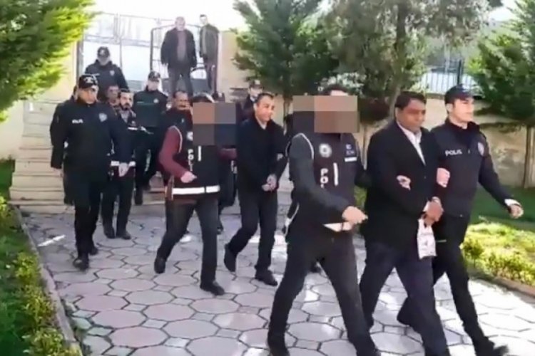Tefecilik operasyonunda &ccedil;ok sayıda senet, tapu ve araba satış s&ouml;zleşmesi ele ge&ccedil;irildi