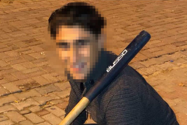 Şiddet uygulayan babasını &ouml;ld&uuml;ren gen&ccedil; tutuklandı