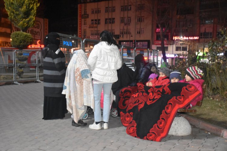 Malatya'da 4.9 b&uuml;y&uuml;kl&uuml;ğ&uuml;nde deprem
