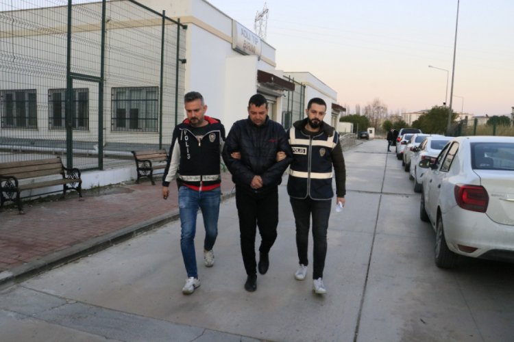 Adana merkezli 13 ilde FET&Ouml; operasyonu: 20 g&ouml;zaltı kararı