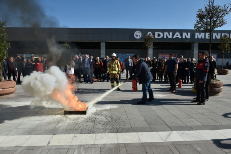 Bursa'da belediye personeline yangın tatbikatı