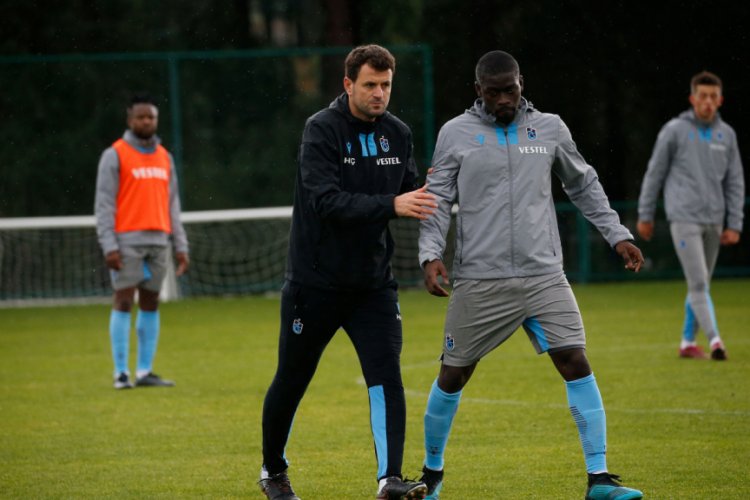 Trabzonspor'da teknik heyetten 'doğru pozisyon' uyarısı