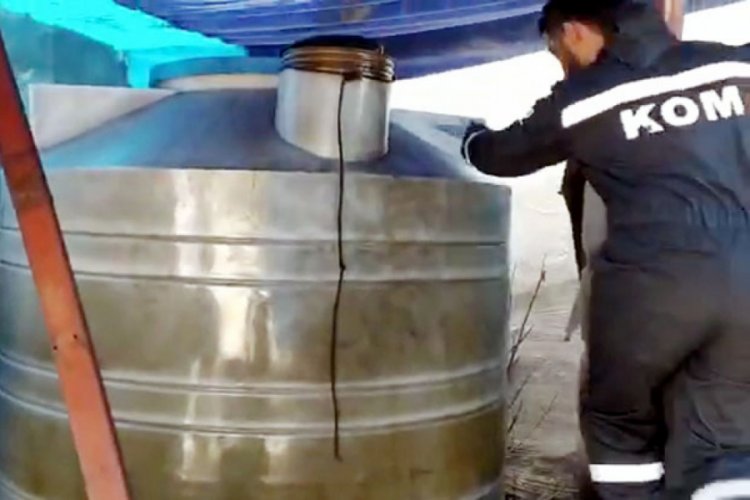 Gaziantep'te 9 bin 236 litre ka&ccedil;ak akaryakıt ele ge&ccedil;irildi