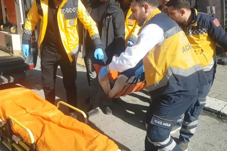 AVM'de karısını bı&ccedil;akladı