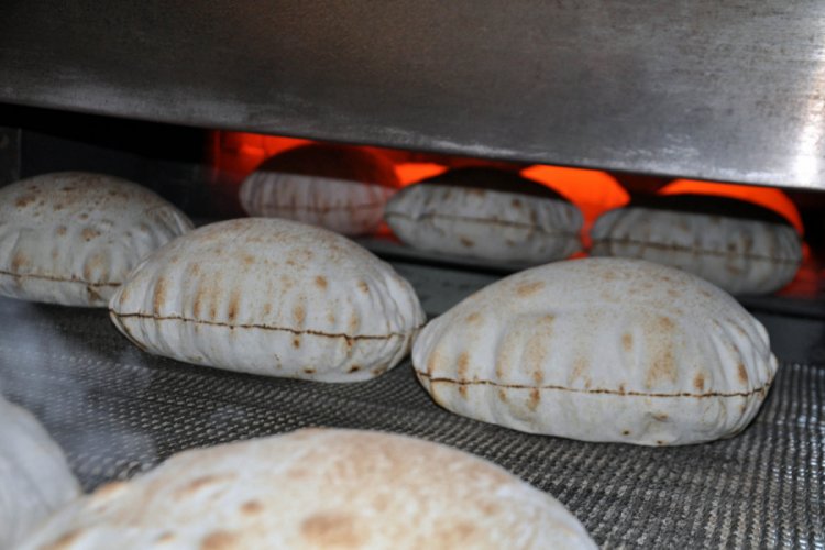 Suriye'de mağdur sivillere 2,5 ayda 30 milyon ekmek ulaştırdılar