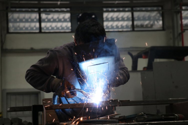 Bursalı firmadan İngiliz iş adamının 110 odalı malikanesine 5 milyon liralık otopark