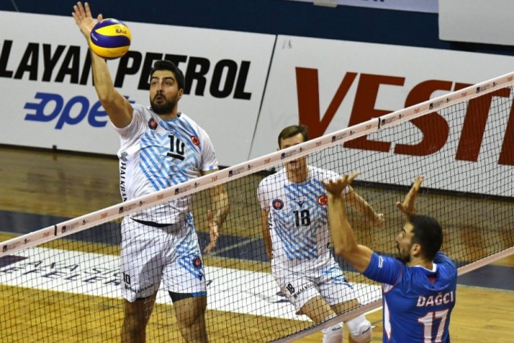 Halkbank kaptanı G&uuml;neş: "Haftanın kazananı olmak istiyoruz"