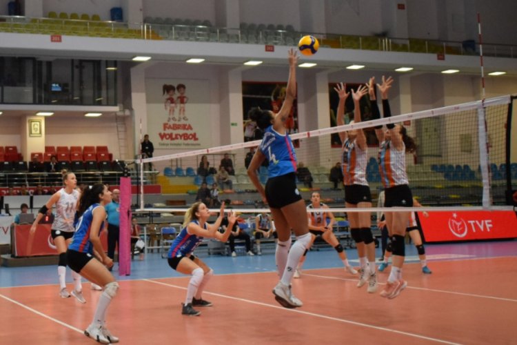 Bursa Nil&uuml;fer'in sultanlarından bir galibiyet daha