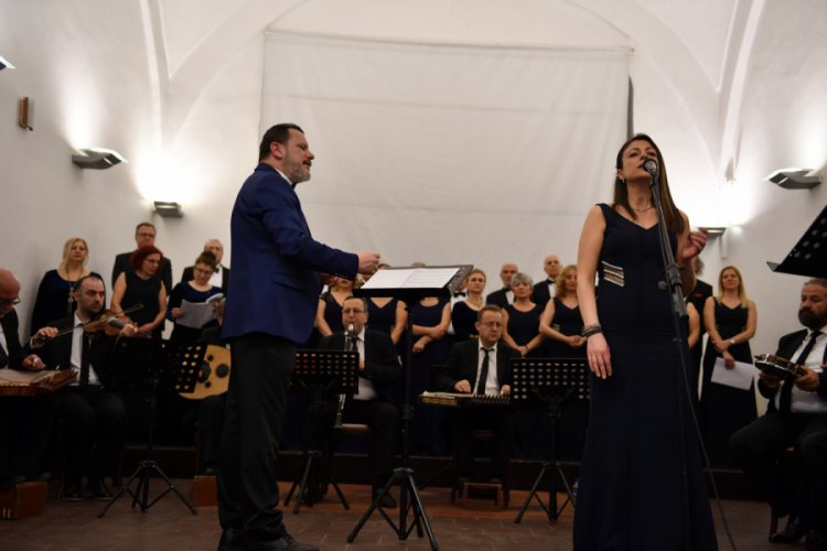 Bursa Osmangazi'de m&uuml;zik ziyafeti