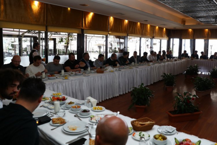 Fenerbah&ccedil;e, moral yemeğinde bir araya geldi