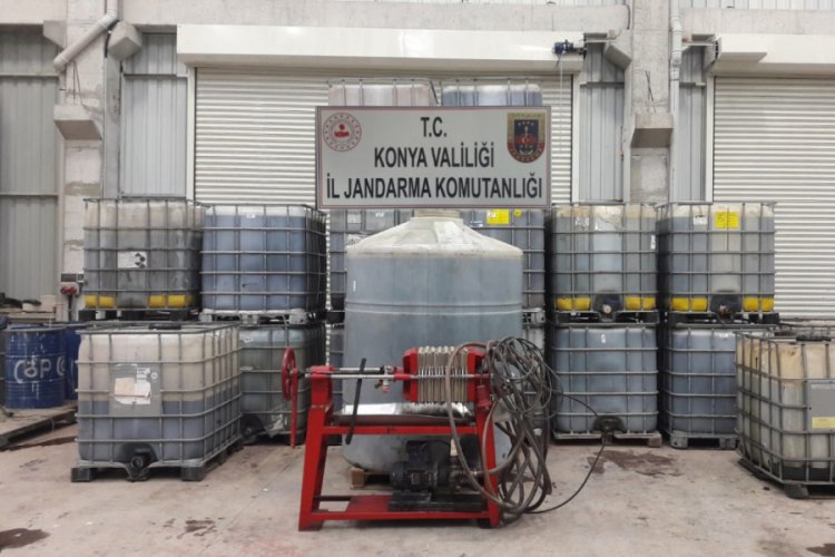 Atık yağlardan &uuml;retilen 46 bin litre ka&ccedil;ak akaryakıt ele ge&ccedil;irildi