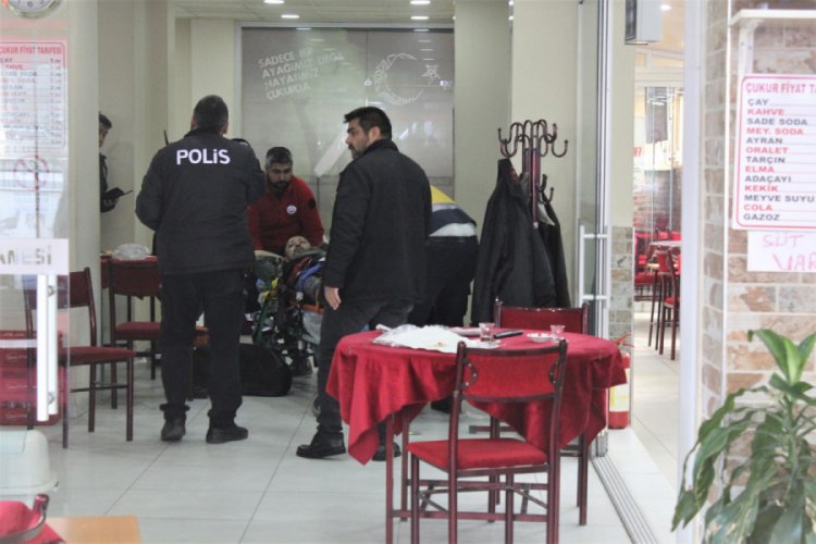 Kahvede pompalı t&uuml;fekli saldırı: 1 yaralı
