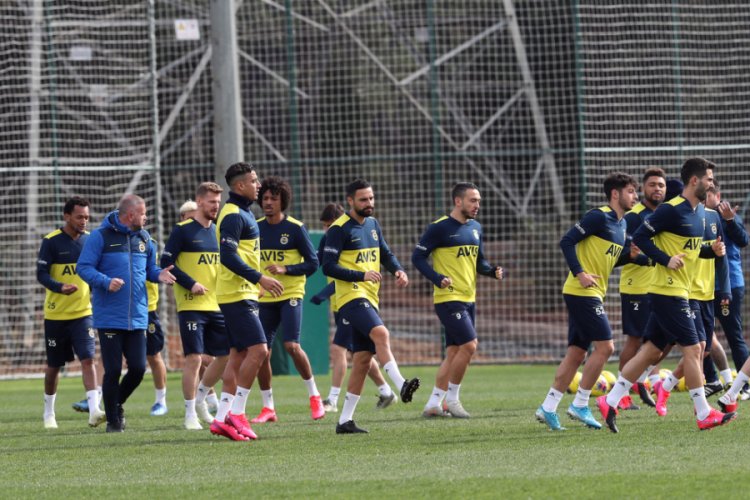 Fenerbah&ccedil;e, Fraport-Tav Antalyaspor ma&ccedil;ına hazır