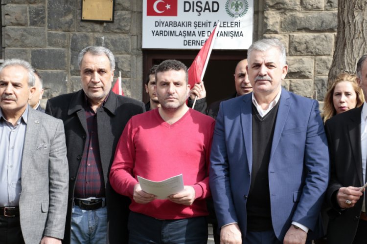 Diyarbakırlı şehit yakınlarından İdlib i&ccedil;in başsağlığı mesajı
