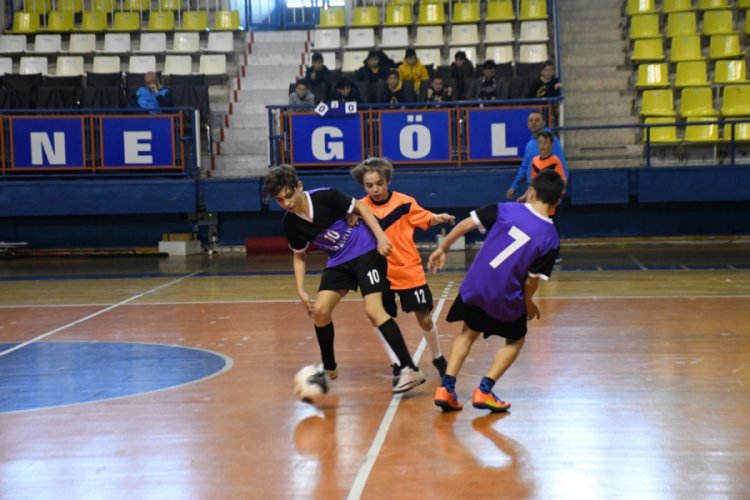 Bursa'da futsal şampiyonu Nuri Pakdil oldu