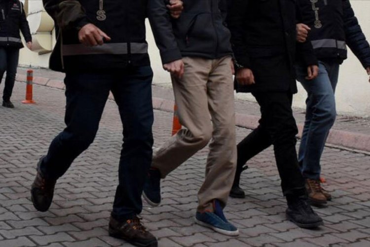 HDP Mardin İl Başkanı Perihan Ağaoğlu ve 10 ş&uuml;pheliye g&ouml;zaltı