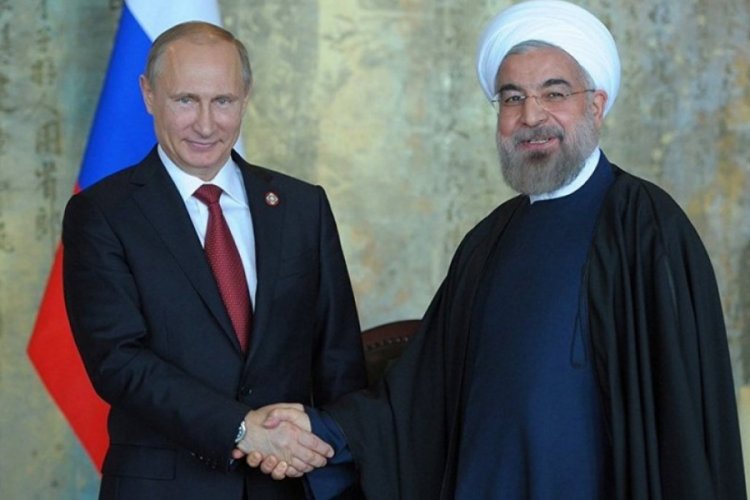 Kremlin duyurdu: Putin'le Ruhani telefonda g&ouml;r&uuml;şt&uuml;