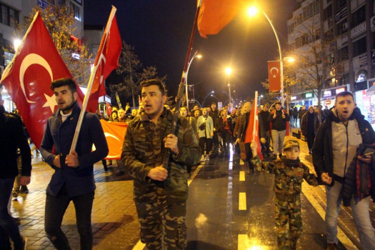 Bolu'da şehitler i&ccedil;in y&uuml;r&uuml;d&uuml;ler